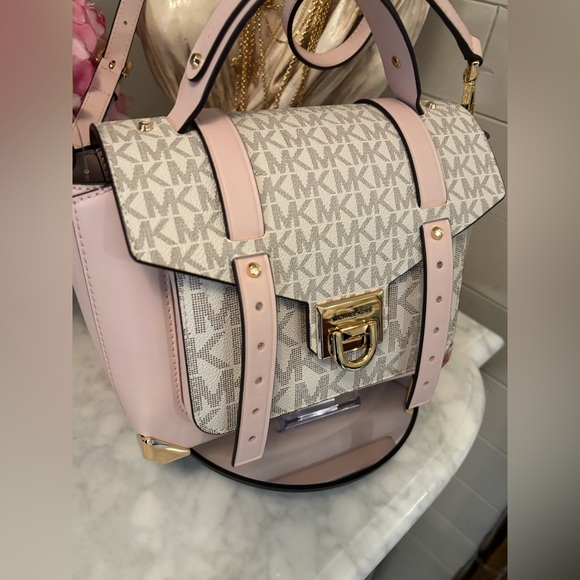 NWT Pink Michael Kors structured chic goldtone $500 retail Satchel - Picture 3 of 7